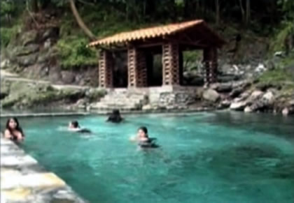 AGUAS TERMALES DE TOCUYA 03