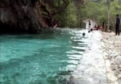 AGUAS TERMALES DE TOCUYA 06