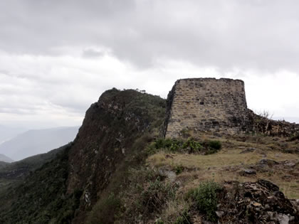 COMPLEJO ARQUEOLOGICO MONUMENTAL KUELAP - EL TORREON NORTE 03