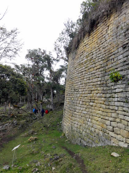 COMPLEJO ARQUEOLOGICO MONUMENTAL KUELAP FOTOS 20