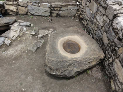 COMPLEJO ARQUEOLOGICO MONUMENTAL KUELAP - CASAS CIRCULARES 09