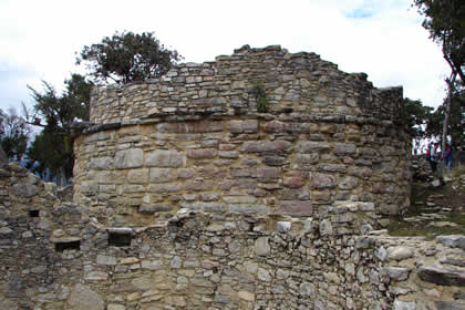 COMPLEJO ARQUEOLOGICO MONUMENTAL KUELAP - CASAS CIRCULARES 10