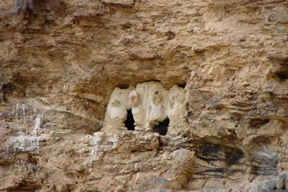 SARCOFAGOS DE KARAJIA 09