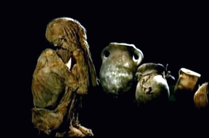 SARCOFAGOS Y MAUSOLEOS DE LA CULTURA CHACHAPOYAS 14