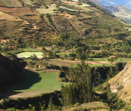 CHALLHUACHO - ALAMEDA - HUERTAPATA 01