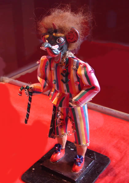 PERSONAJES TIPICOS - SAQRA 02