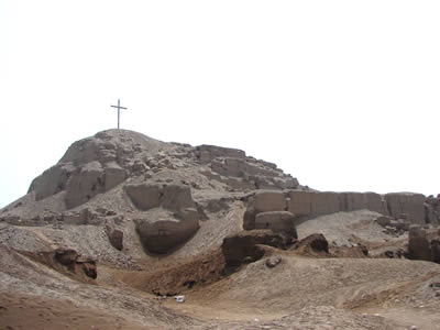HUACA LA CENTINELA TEMPLO PRINCIPAL CHINCHA 01