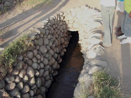 ACUEDUCTO DE CANTALLOC 04