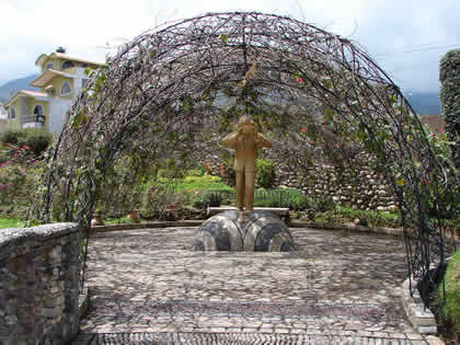 PARQUE DE LA IDENTIDAD HUANCA 08