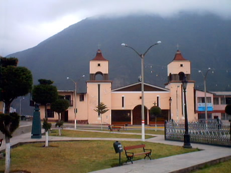 iglesia principal canta