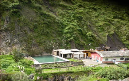 BAÑOS TERMALES DE COLLPA 01