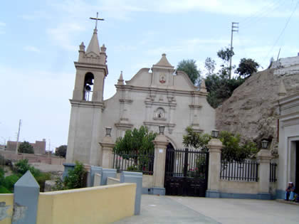 OTRA IGLESIA DEL PUEBLO DE HUAURA