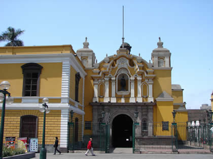 EL PANTEON DE LOS PROCERES 01