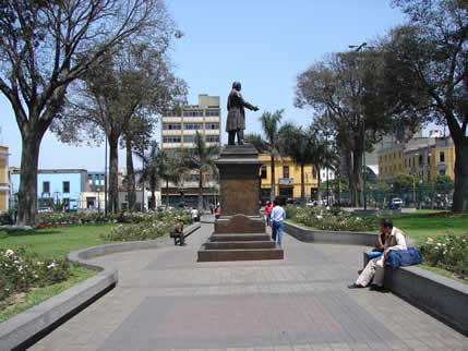 FOTOS PARQUE UNIVERSITARIO 05