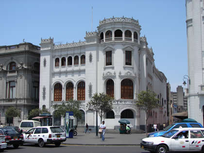 PLAZA SAN MARTIN 04