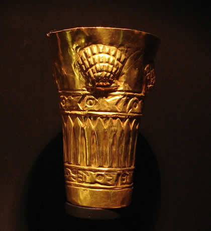 SALA RITO Y OFRENDA DE LA SALA MUSEO ORO DEL PERU 01