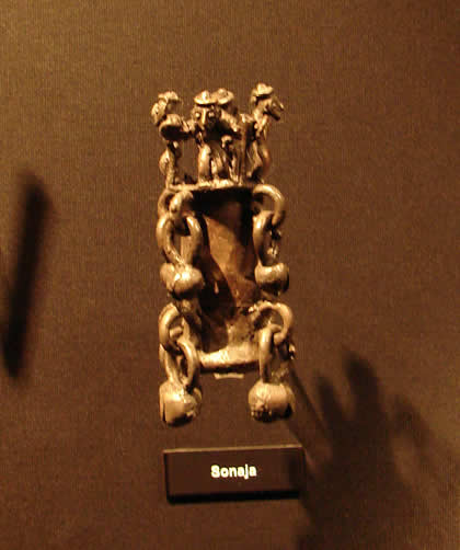 SALA RITO Y OFRENDA DE LA SALA MUSEO ORO DEL PERU 08