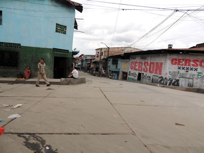 BARRIO DE BELEN EN MOTOTAXI 03