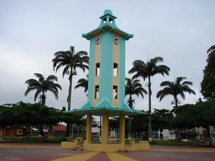 PLAZA DE ARMAS DE PUERTO MALDONADO 07
