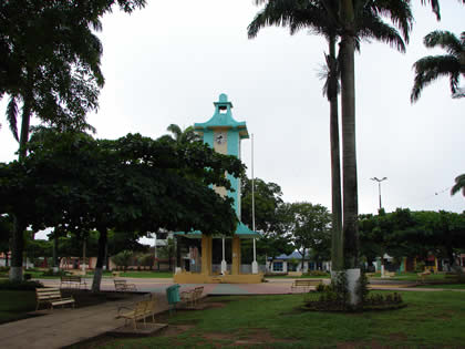 PLAZA DE ARMAS DE PUERTO MALDONADO 12