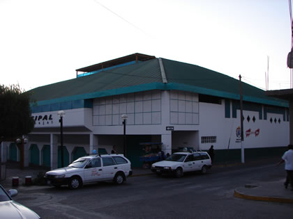 COLISEO MUNICIPAL DE ILO 02