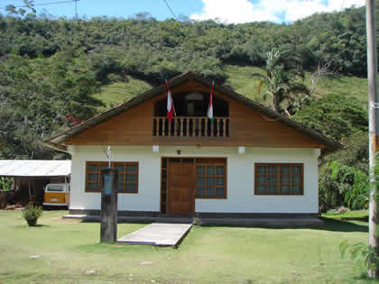CASAS TIPICAS DE POZUZO 02