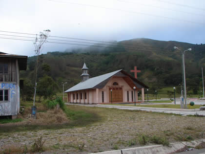 IGLESIA SAN FRANCISCO DE ASIS DE OXAPAMPA 01