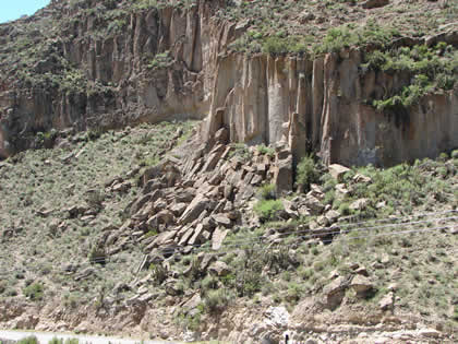 LA PIEDRA DEL MATRIMONIO TARATA 01