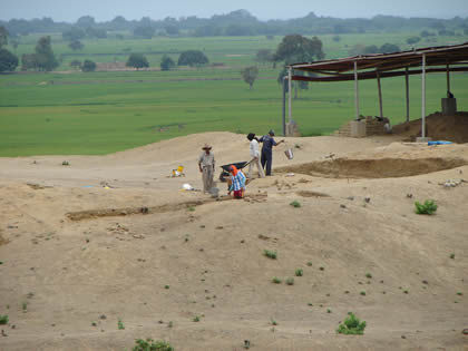 RESTOS ARQUEOLOGICOS CABEZA DE VACA 05